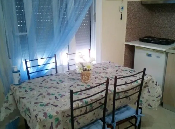 Navy House Tatil Evi