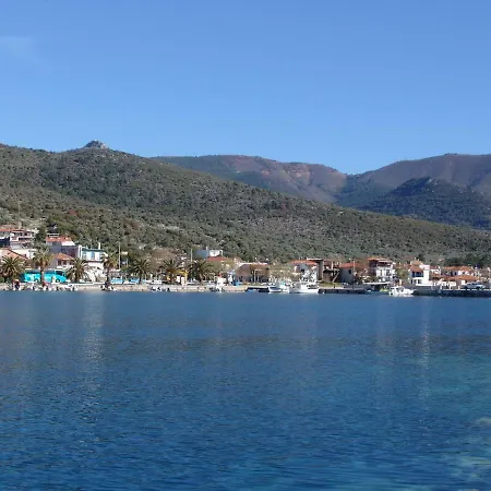 Navy House * Skala Kallirakhis